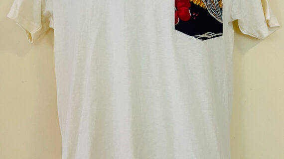 Lopaka navy on natural tee