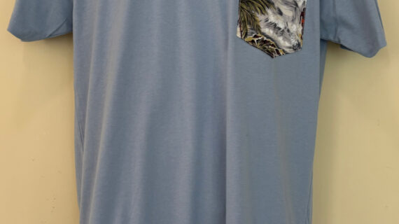 Maka'I gray on denim tee