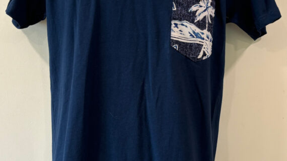 Hapuna on Navy tee