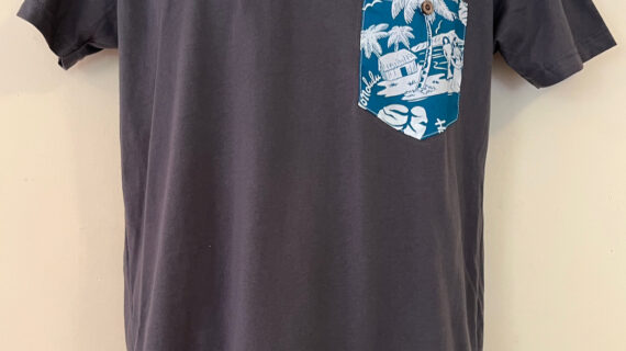 Noa teal on Graphite Black tee