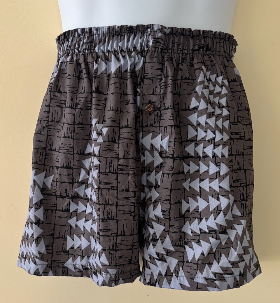 Lokahi Charcoal Boxer