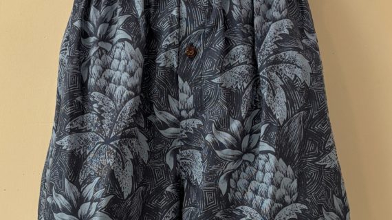 Ekahi Charcoal Boxer